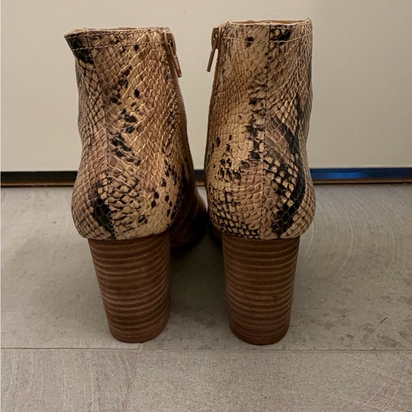 Lucky Brand Ankle Boots - Picture 4 of 6